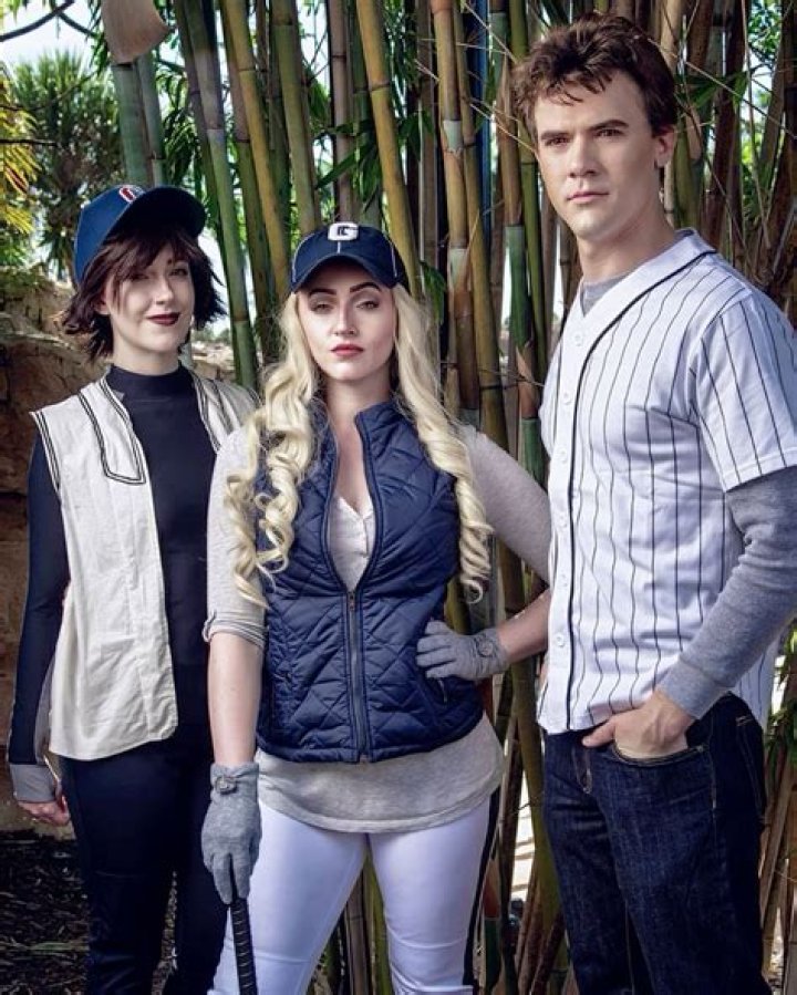 Uncover The Secrets Of Unforgettable Twilight Baseball Scene Costumes